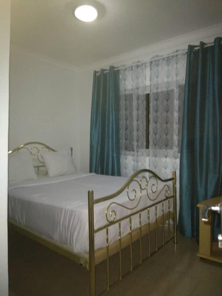 Résidence Hôtelière l'Océane Kribi Habitación foto